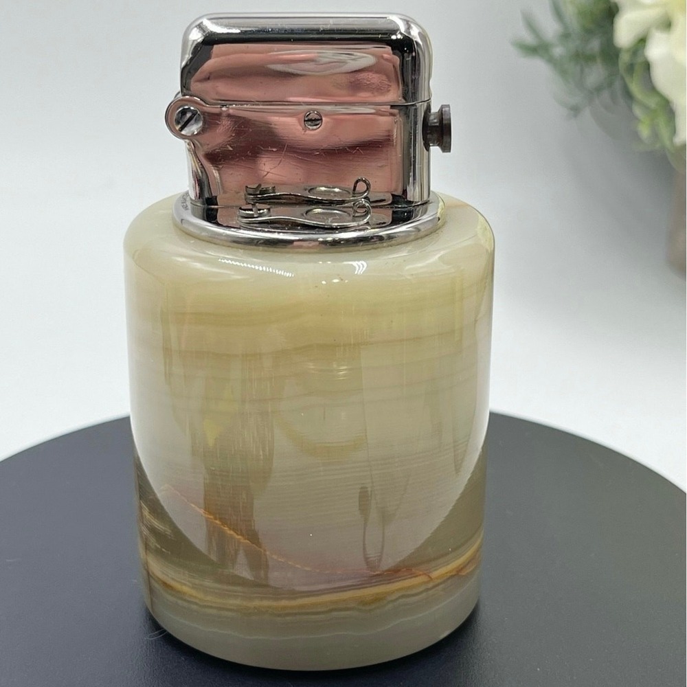 Thoren's Vintage Polished Banded Agate Onyx Chrome Table Lighter Double Claw